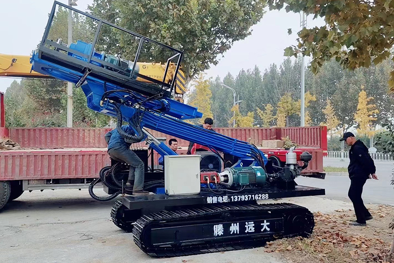 青海新的公路護(hù)欄打樁機(jī)前期需要進(jìn)行磨合嗎?
