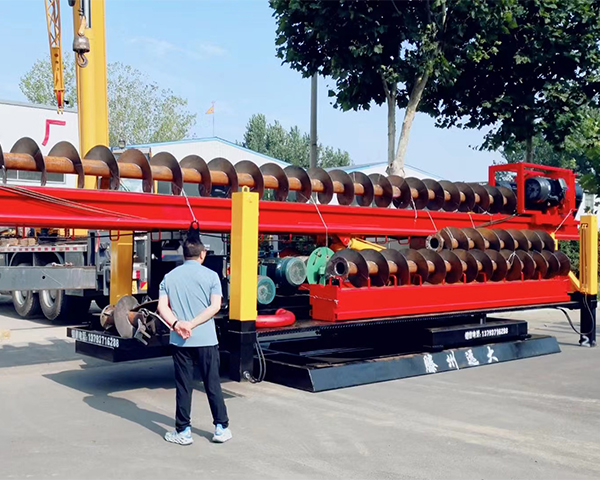 武陟長螺旋鉆孔壓灌樁機(jī)
